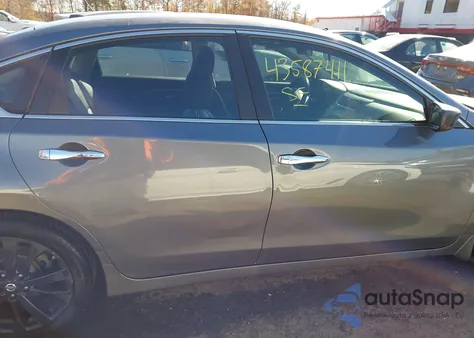 2018 Nissan Altima 2.5 Sr из США, поврежденный, VIN 1N4AL3AP7JC280501